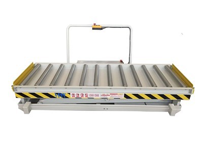 Mobilny hydrauliczny podnośnik nożycowy